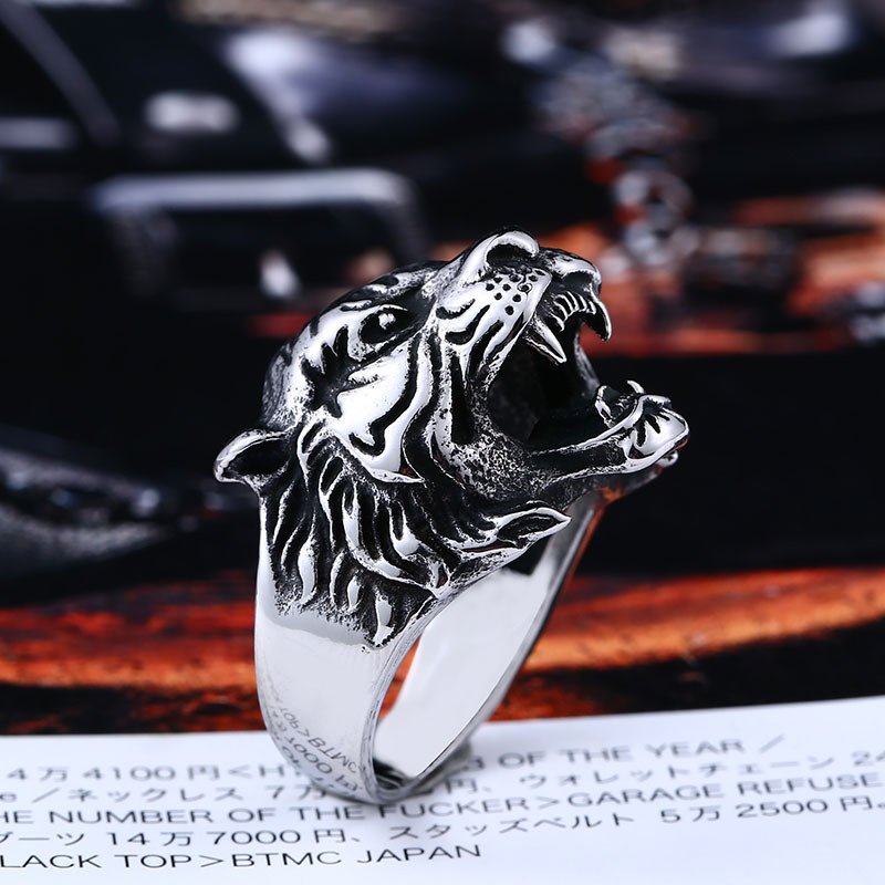 Retro Mens Creative Titanium Steel Ring - Image 4